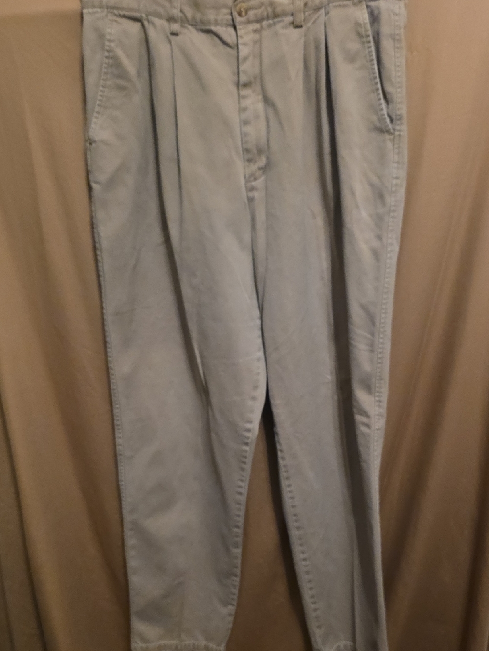 Eddie Bauer Women's Khaki Pants 18